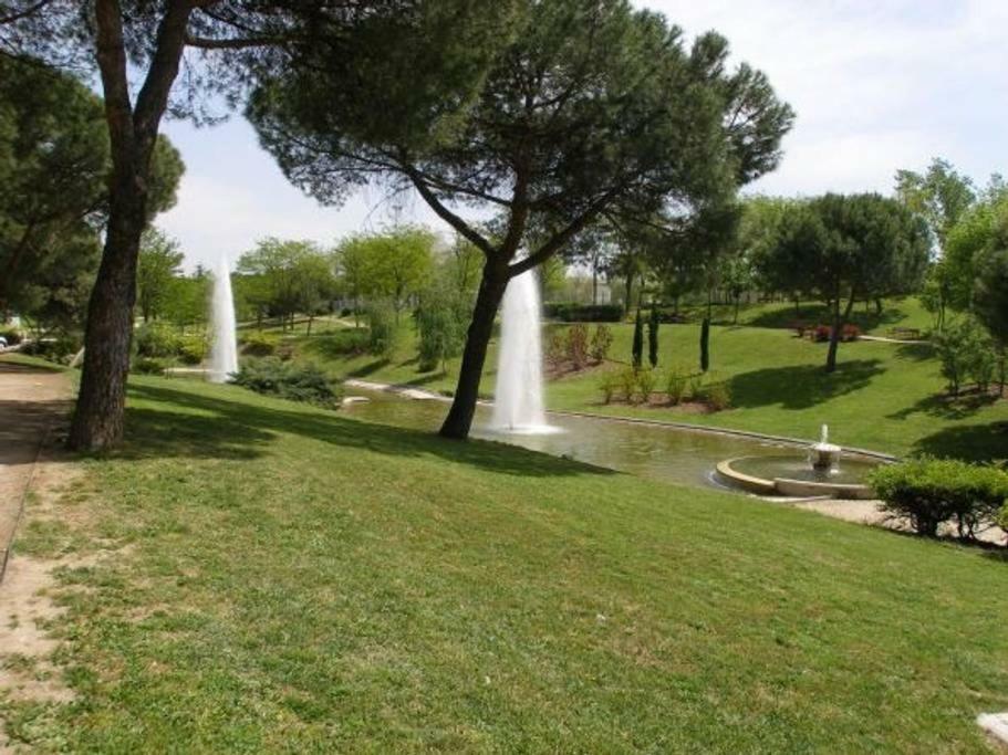 Apartamento Urgel Μαδρίτη Εξωτερικό φωτογραφία